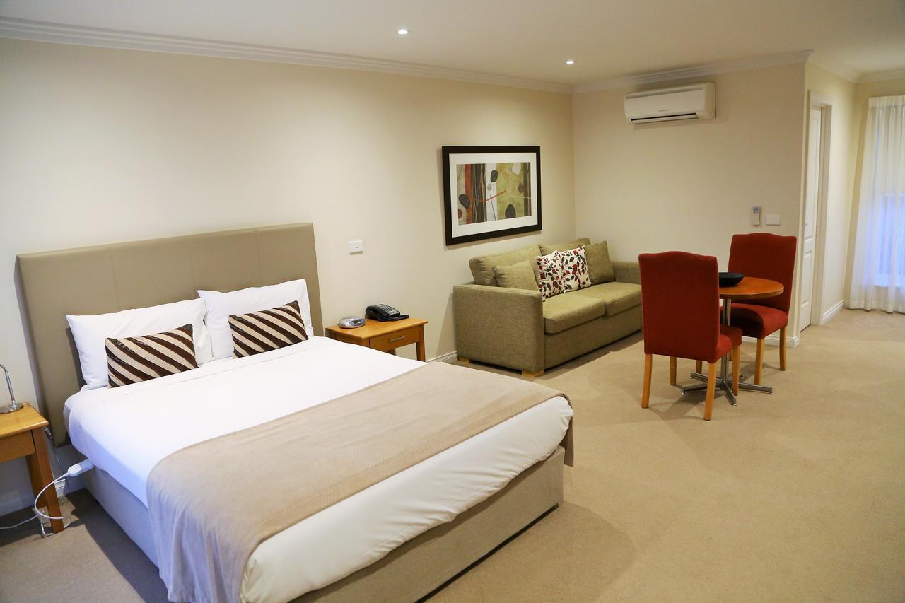 Allansford Hotel Motel エクステリア 写真