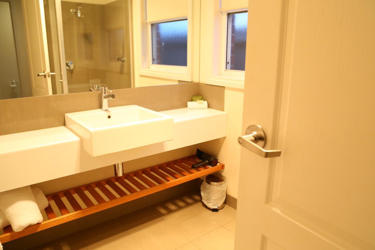 Allansford Hotel Motel エクステリア 写真